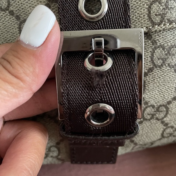 Authentic Gucci messenger bag - Picture 2 of 7